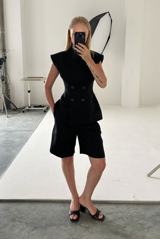 Шорты "Stephanie" Черный ULLA & LABEL .B Шорты "Stephanie" Черный ULLA & LABEL .B