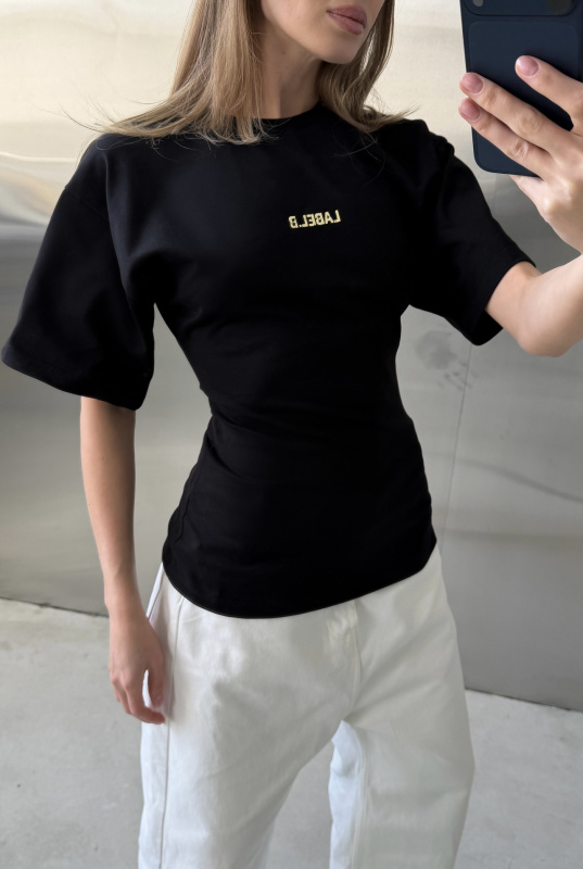 Футболка приталенная (черная)