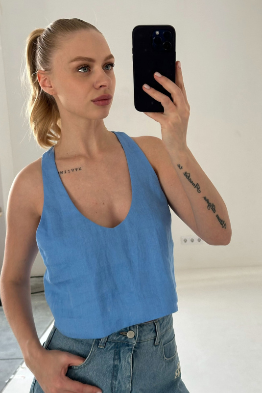 Майка укороченная изо льна LIGHT BLUE