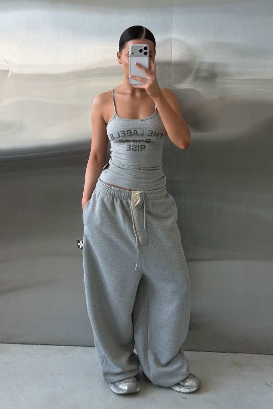 Майка на бретелях