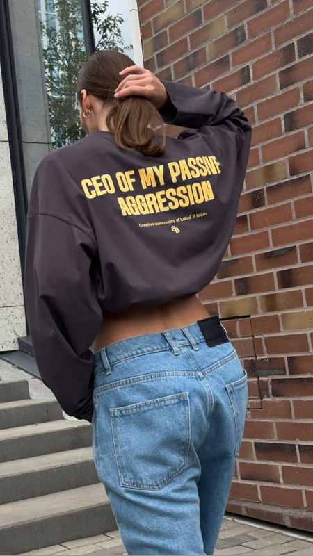 Лонгслив на кулисе GRAPHITE