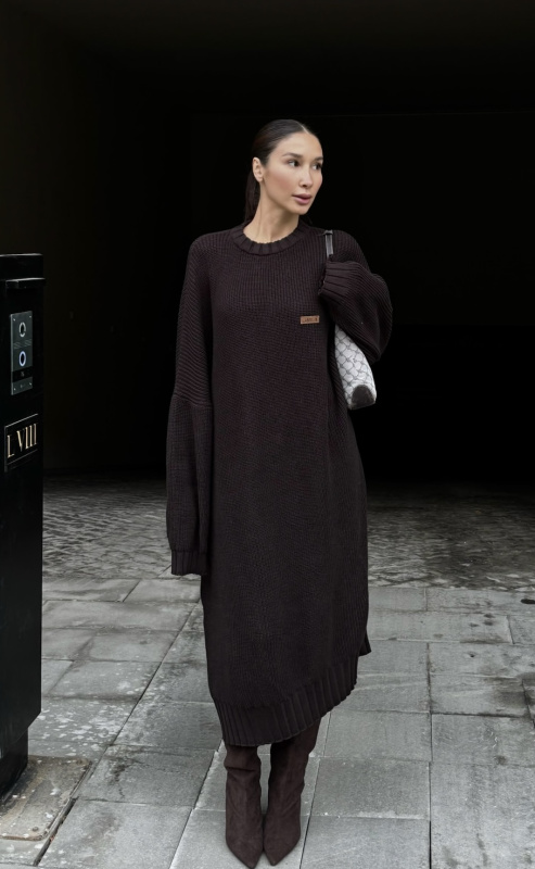 Платье обьемное вязаное BROWN