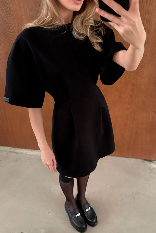 Платье с коротким рукавом BLACK