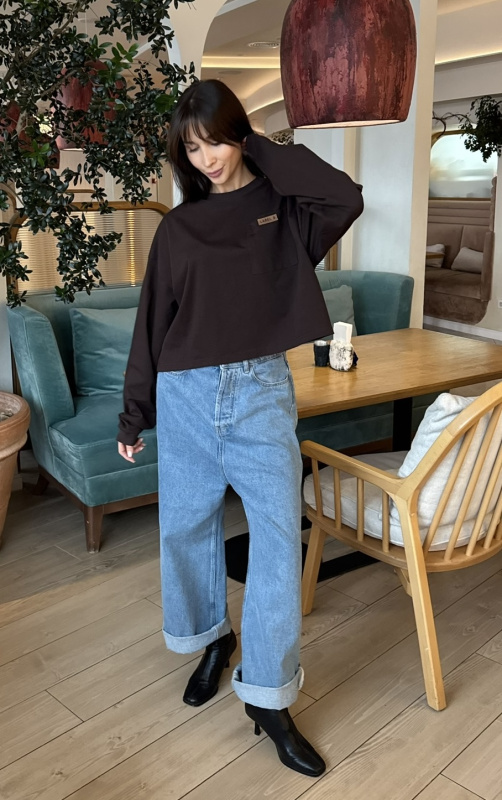 Лонгслив укороченный с карманом BROWN