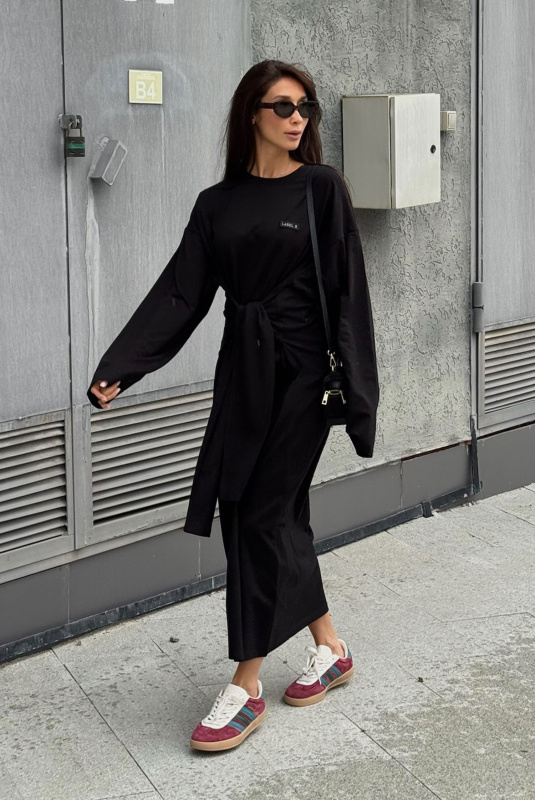 Платье объемное BLACK