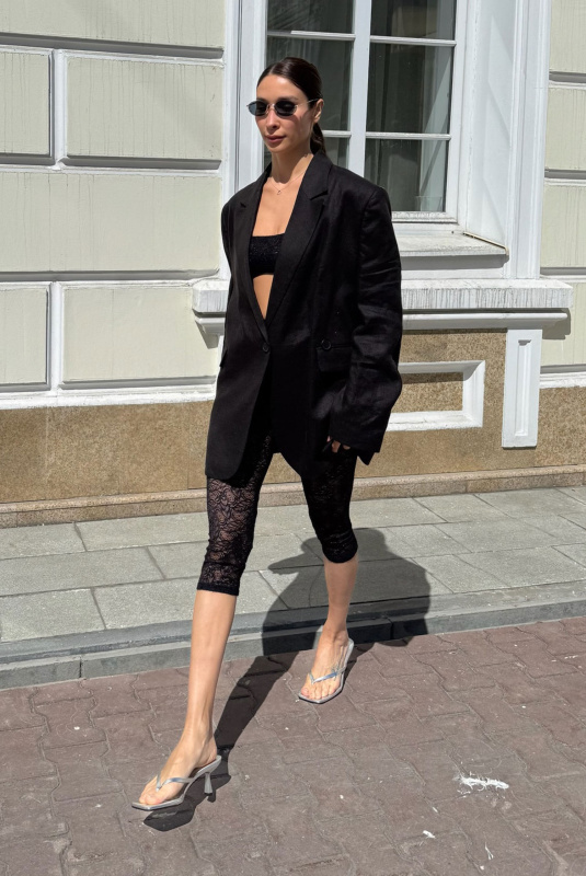 Капри из гипюра BLACK Капри из гипюра BLACK