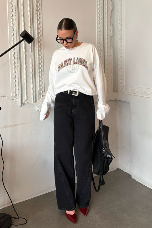 Джинсы прямые с рельефами (черные)