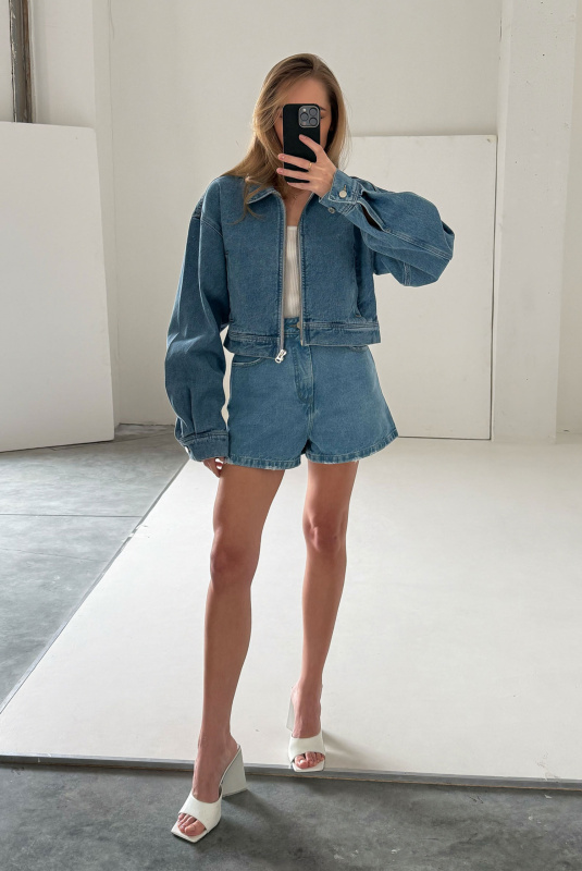 Джинсовая куртка LIGHT BLUE