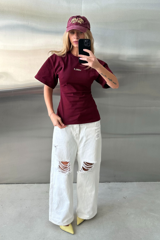 Футболка приталенная (бордовая)