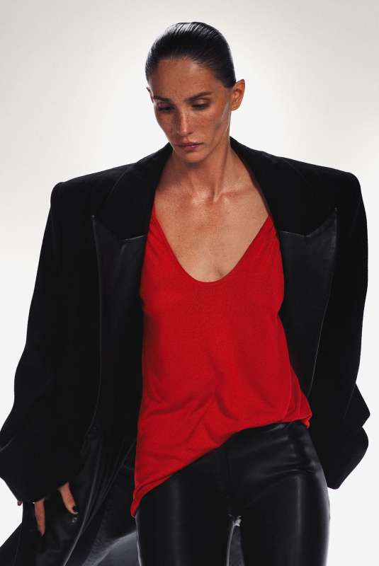 Майка тонкой вязки RED