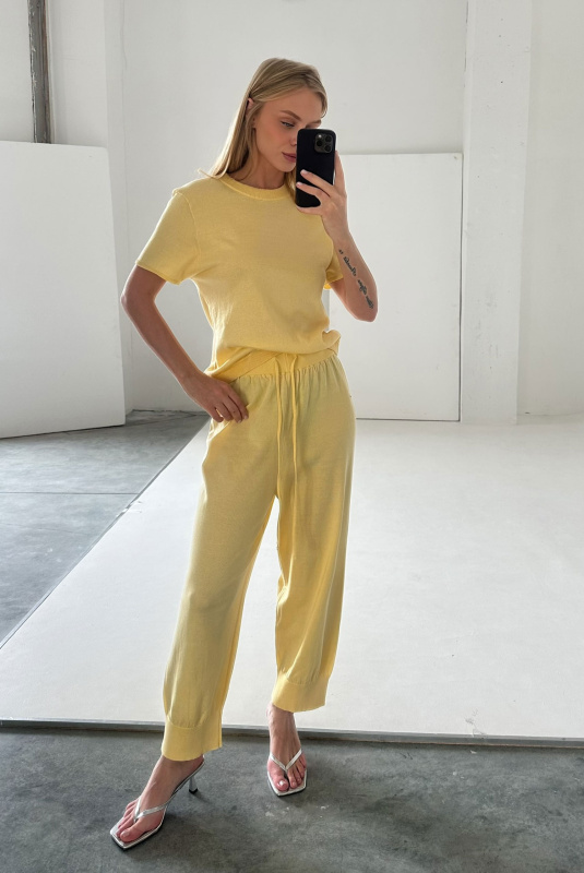 Брюки джоггеры вязаные LIGHT YELLOW Брюки джоггеры вязаные LIGHT YELLOW