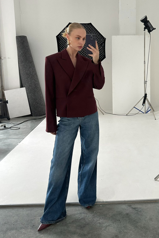 Пиджак короткий BURGUNDY