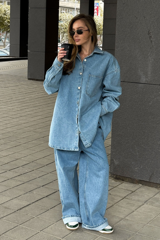 Джинсы на низкой посадке LIGHT BLUE