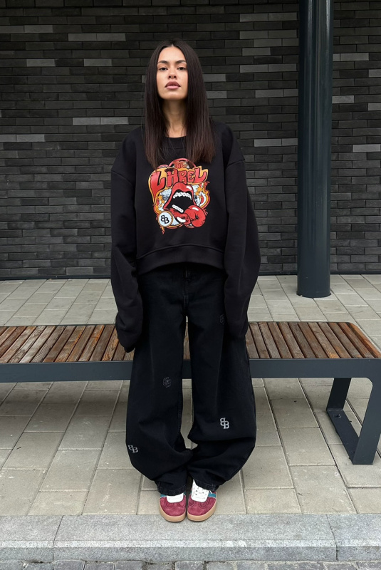 Свитшот с принтом BLACK