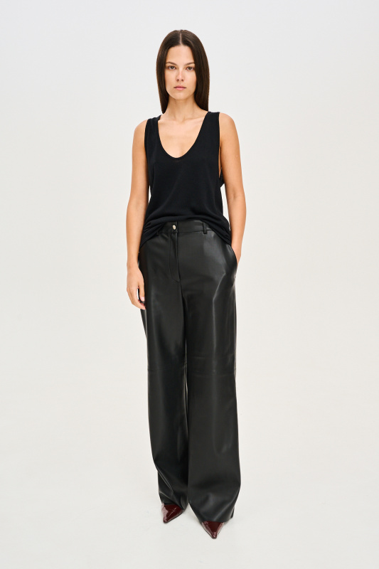 Брюки прямые из экокожи FW 24/25