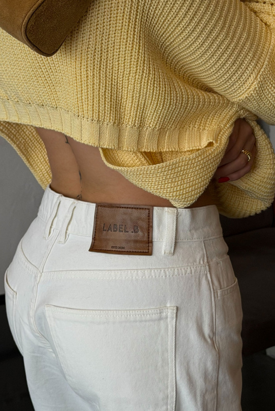 Джинсы на низкой посадке