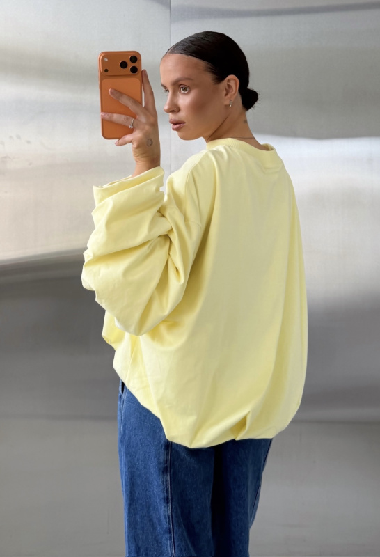 Свитшот с защипами тонкий