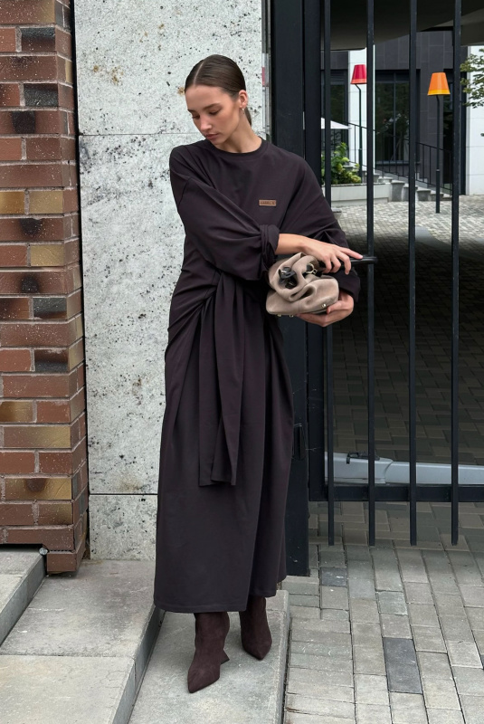 Платье объемное BROWN