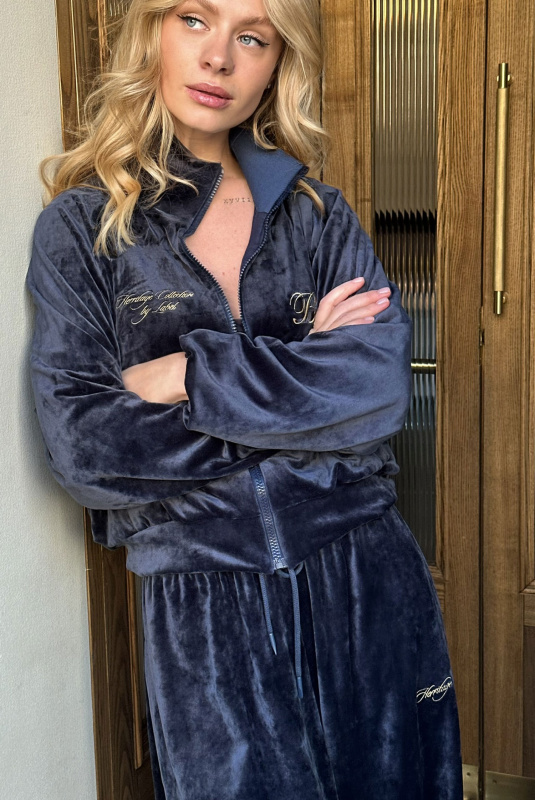 Свитшот из велюра BLUE