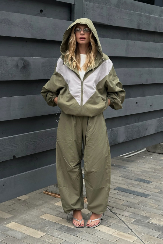 Брюки «бананы» плащевые GREEN